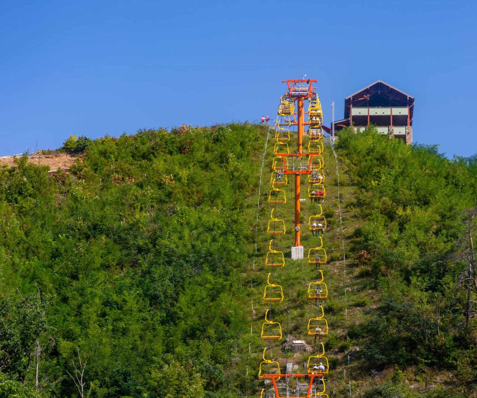 Mountain Eden, Hot Tub, Resort Pool, Wifi, 1089 Free Tickets Each Paid Day, Dollywood And More Gatlinburg Esterno foto